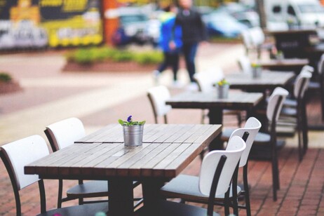 Mobiliario para cadenas de restaurantes en Bilbao - Mesas